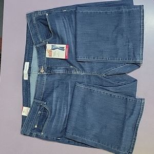 Levi Strauss Signature Midrise Bootcut size 26M